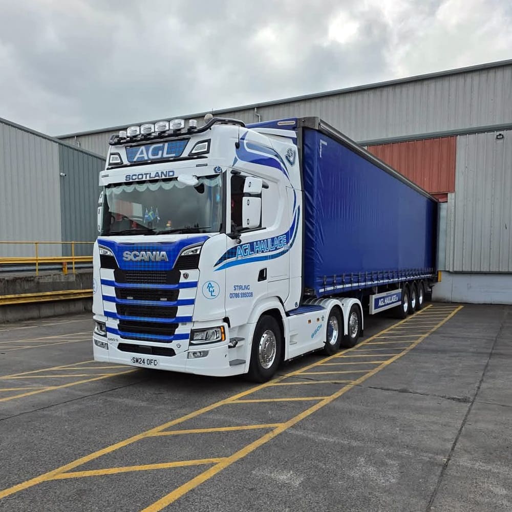 AGL Haulage supermarket deliveries